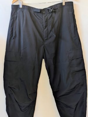 PANTALON NEGRO LACOSTE L