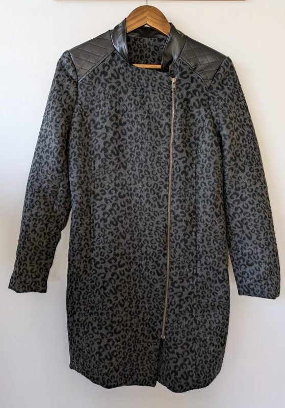 TAPADO ANIMAL GRIS NEGRO ANTHOLOGY M