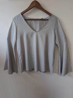 BLUSA RAYAS BLANCA GRIS PULL&BEAR