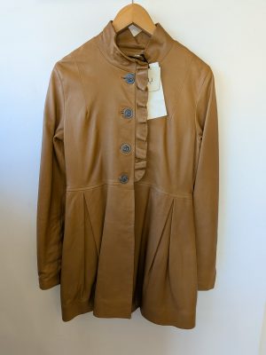 CAMPERA CUERO CAMEL UMA 42