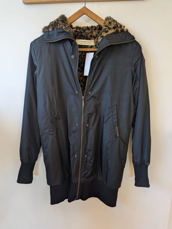 CAMPERA NEGRA CUBIERTA ANIMAL P RAPSODIA M